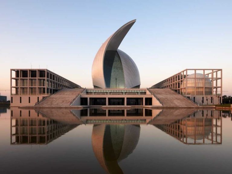 8 Best Museums in the World 2024