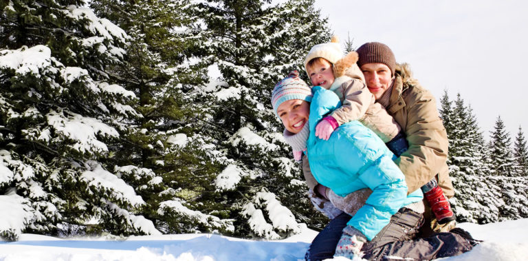 What to Pack for a Family Winter Holiday
