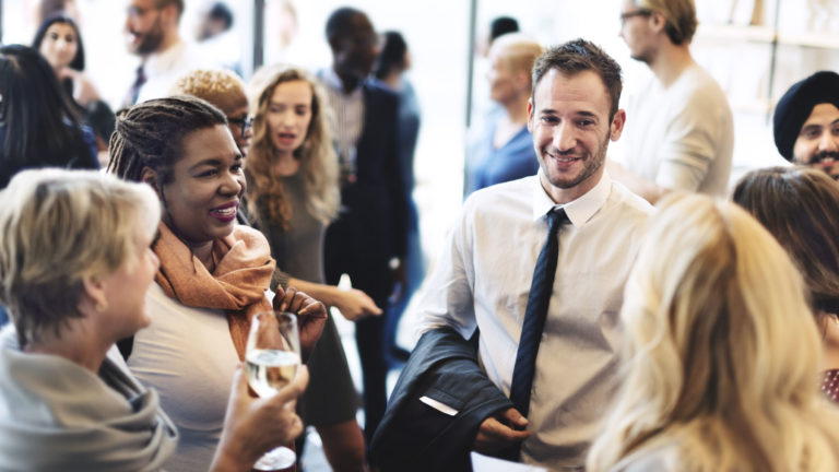 How To Plan The Perfect Business Networking Event in 2024
