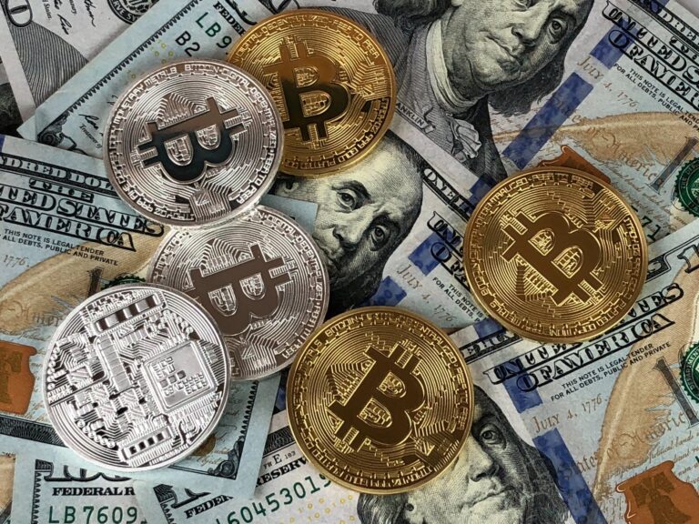 How to Choose a Blockchain Platform for Your Business?