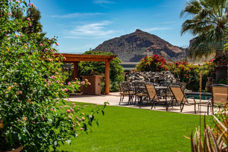 13 Tips For Creating a Beautiful Backyard Oasis – 2024 Guide