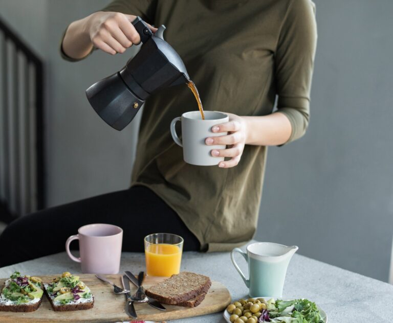 7 Teas to Drink if You’re Looking to Lose Weight