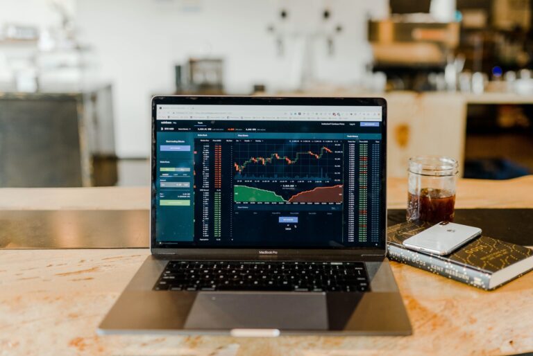Our Guide to Choosing the Perfect online Broker for any Kind of Trading