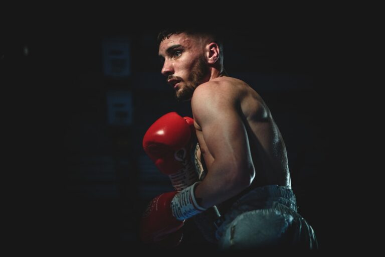 Things To Consider When Betting On Boxing Fights