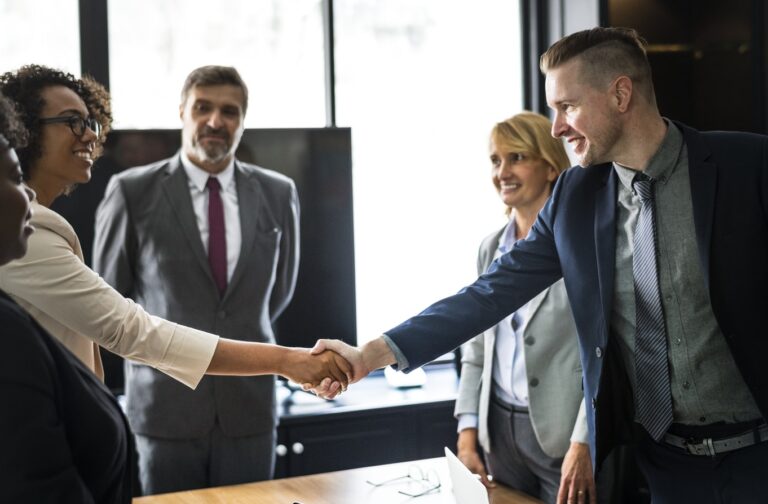 Ultimate Guide for Choosing A Tech Recruitment Agency in 2024