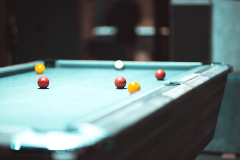 7 Reasons why you Should buy an Outdoor Pool Table