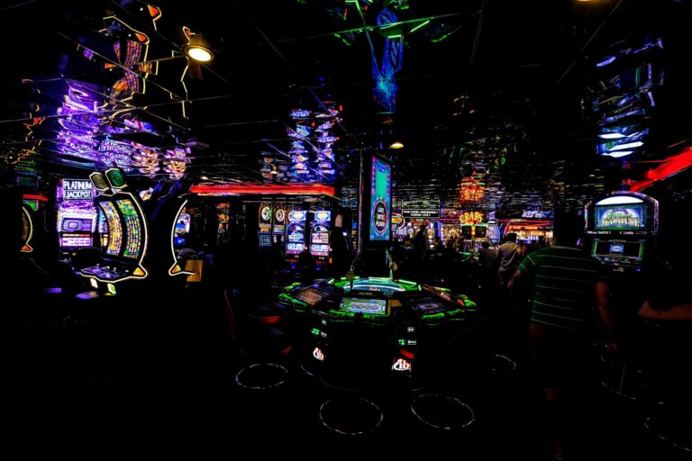 12 Things That Will Let You Kicked Out of a Casino