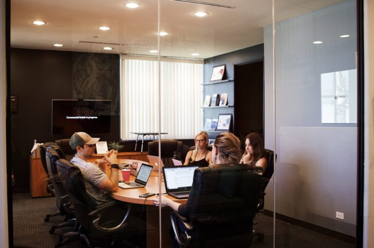 Office Cleaning Services – How to Choose a Cleaning Company for Your Office?