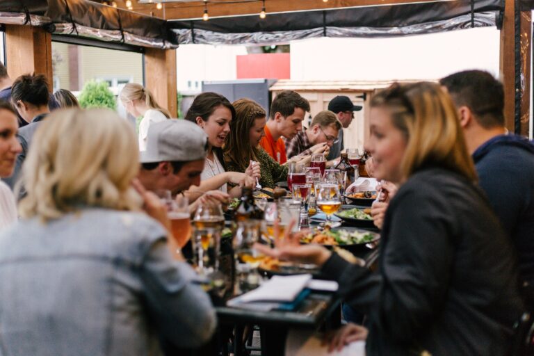 Things To Keep In Mind When Choosing A Date For Your Business Party