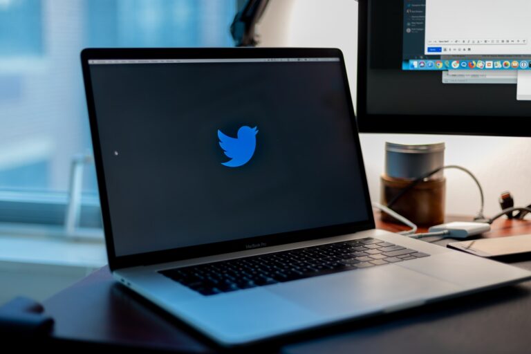 How to Switch Accounts on Twitter