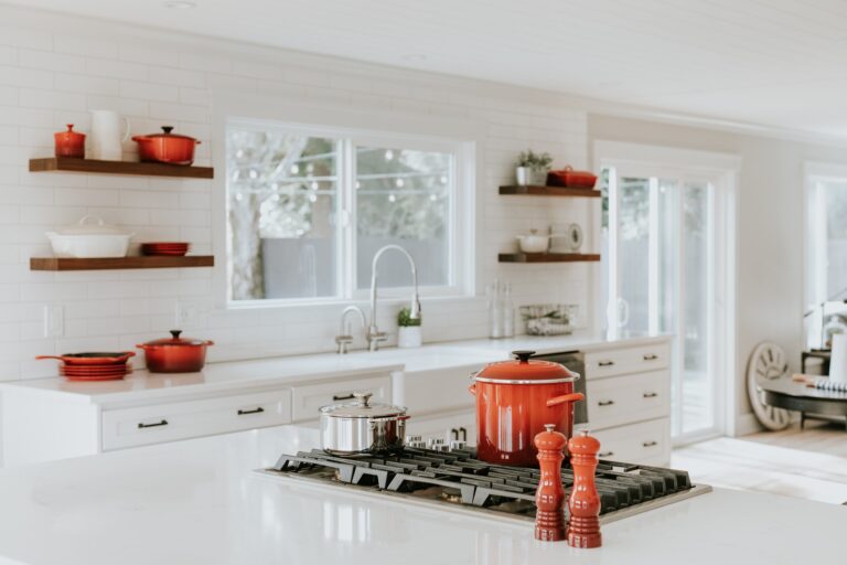 How to clean grease from a kitchen hood