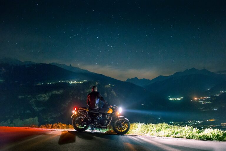 7 Ways for Passengers to Stay Safe on a Motorcycle