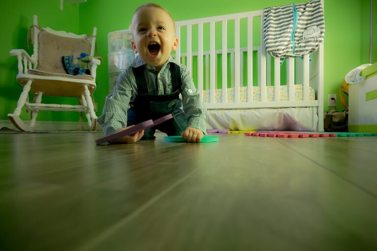 Baby Crib Safety Tips That You Must Know – 2024 Guide