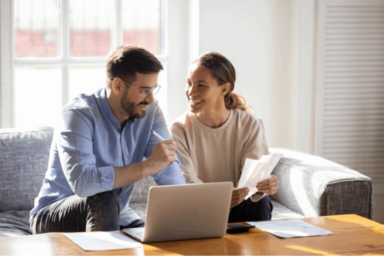 Top Reasons to Build Credit in Your Early 20s – In 2024