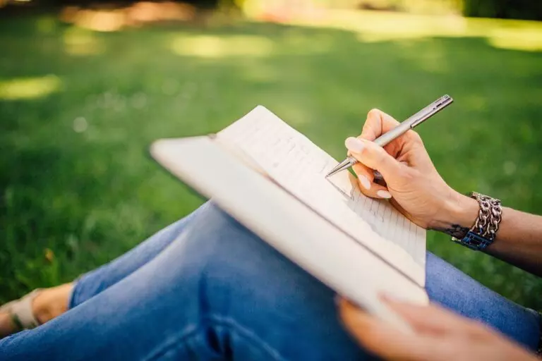 Signs you Need to Improve Your Academic Writing Skills In 2024