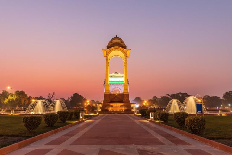 The Best Places for Nightlife in New Delhi In 2024