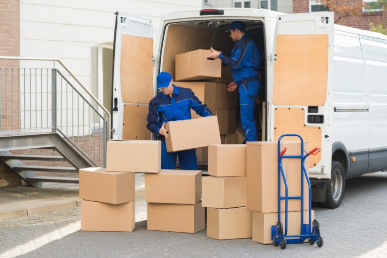 A Complete Guide on What Moving Services Should Include