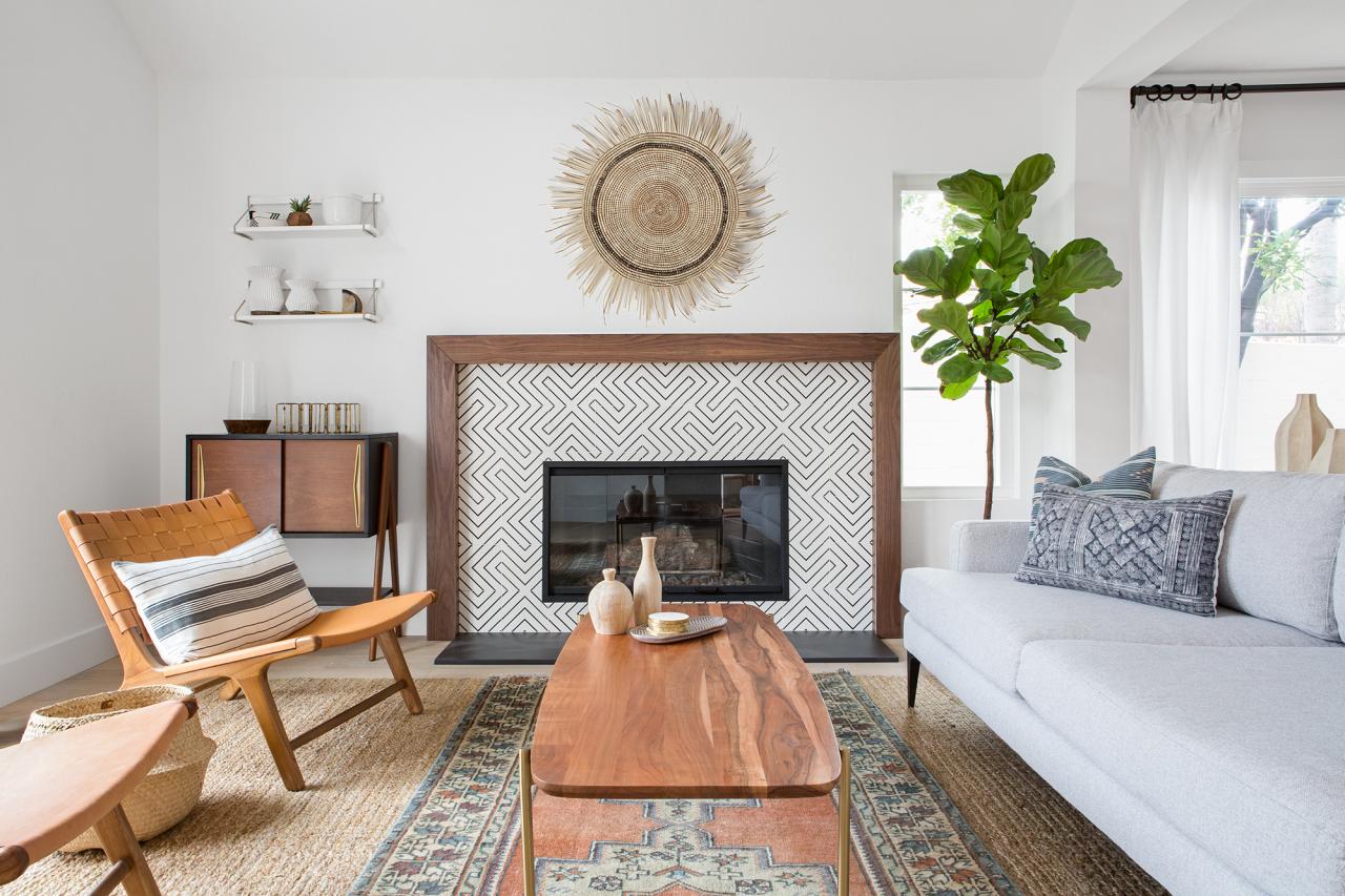 7 Tips For Decorating Your Living Room With Persian Rugs