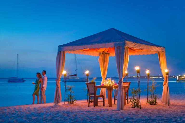Spend a Romantic Vacation in Aruba