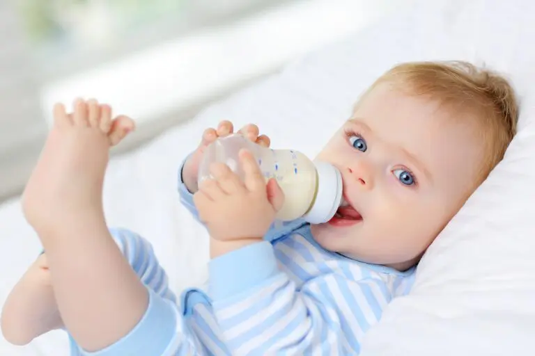 Differences Between Goat Milk Formula and Cow Milk – Know What Are They?
