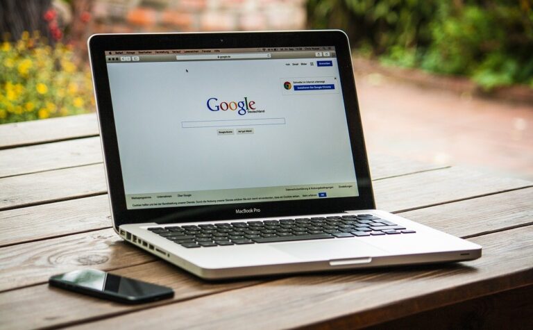 4 Best Browsers Based on Chromium: Google Chrome Alternatives