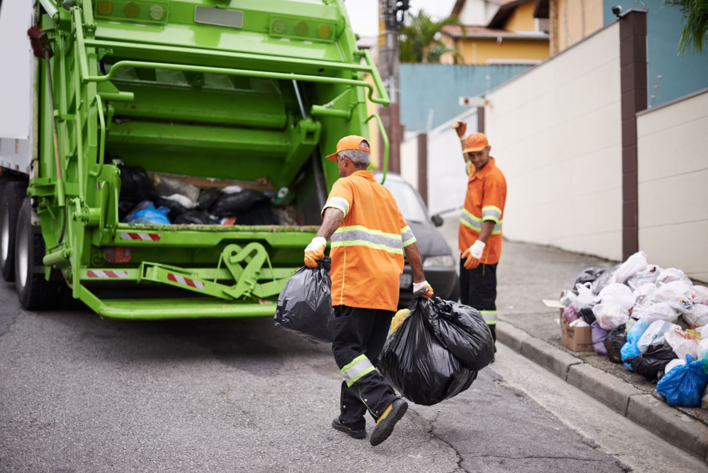 3 Important Things That A Professional Rubbish Removal Follows