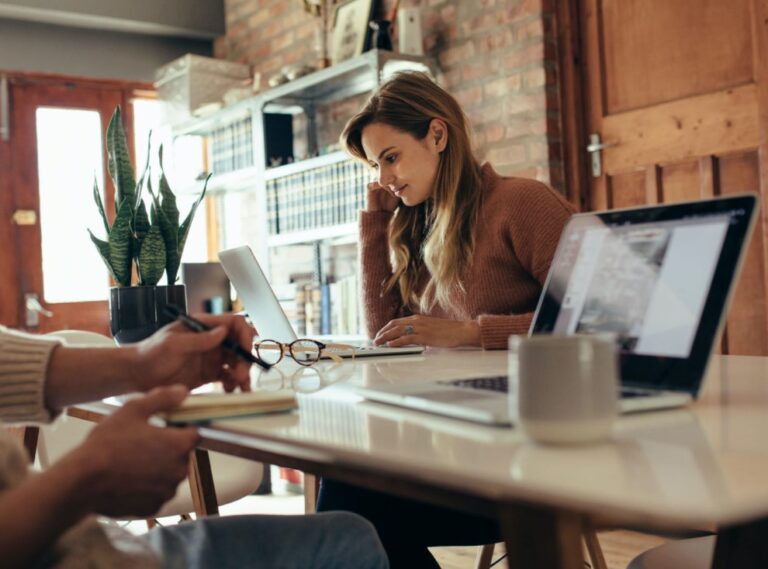 4 Useful Strategies for Marketing Your Small Business Online