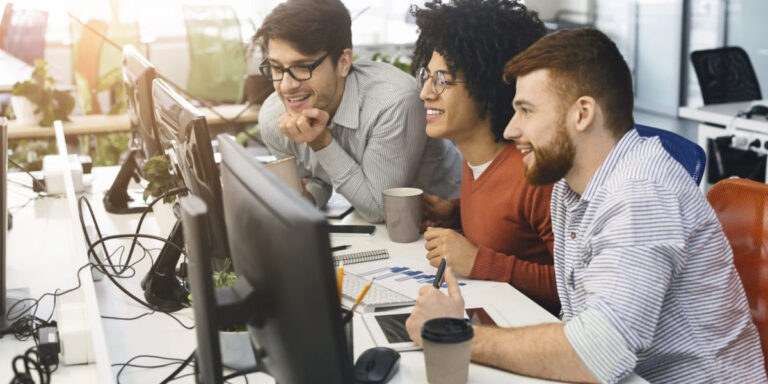3 Pros And Cons of Outsourcing C# Developers
