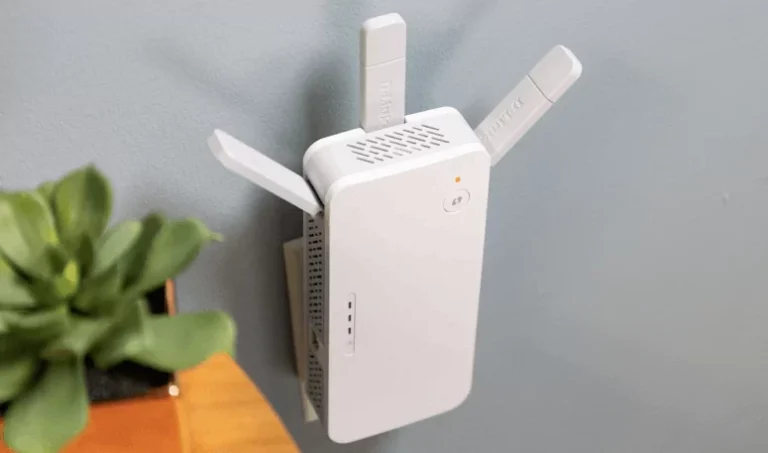 9 Reasons Why You Need a WiFi Booster/Extender