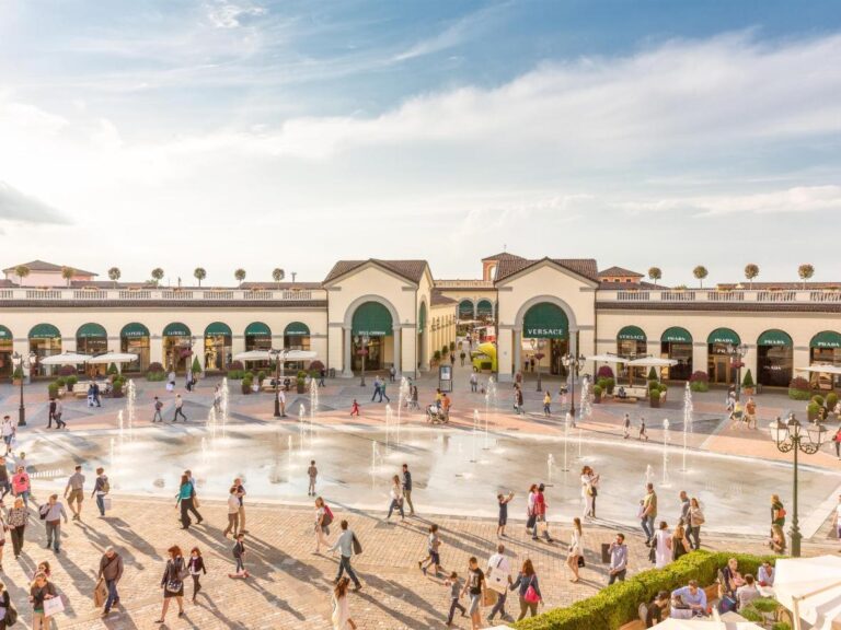 Why Do Designer Stores Have Outlets?