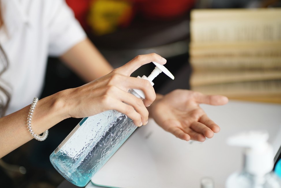 Top 6 Benefits Of Hand Sanitizer