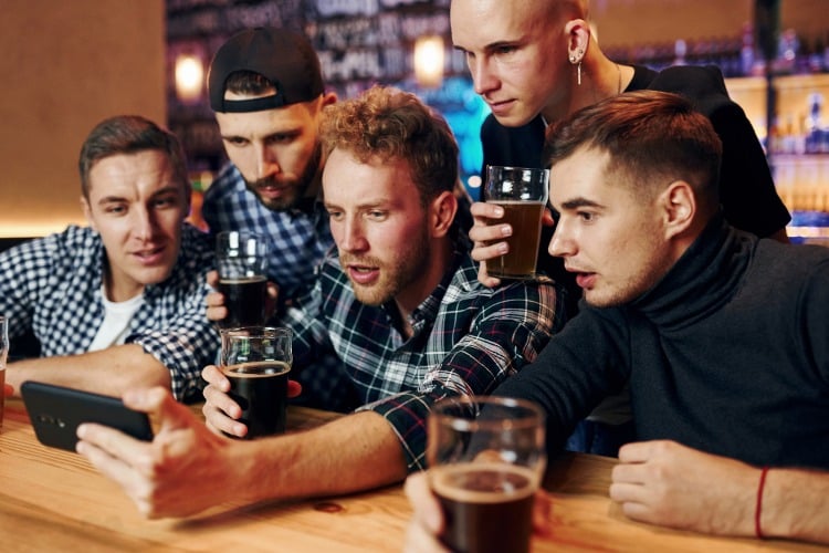 Sports Betting Parties: 5  for a Sports Bettor