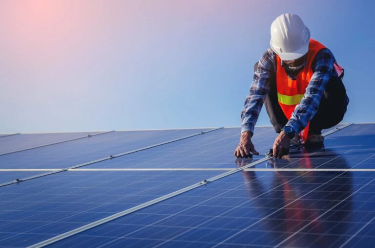 A Quick Guide to Solar Panel Maintenance