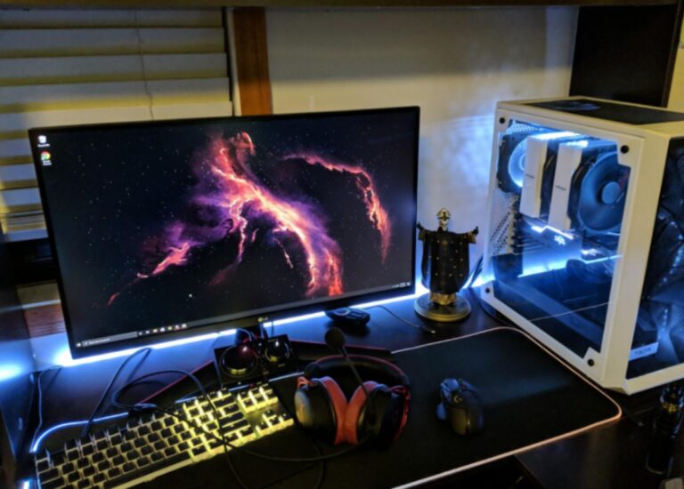 The Role of Computer Monitors in Gaming: A Deep Dive Into Refresh Rates, Resolutions, and Response Times
