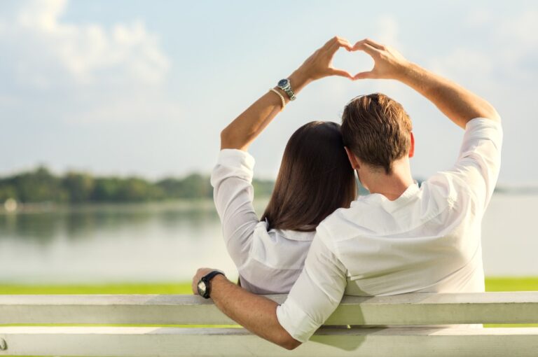 10 Tips to Make Your Boring, Longterm Relationship Interesting Again