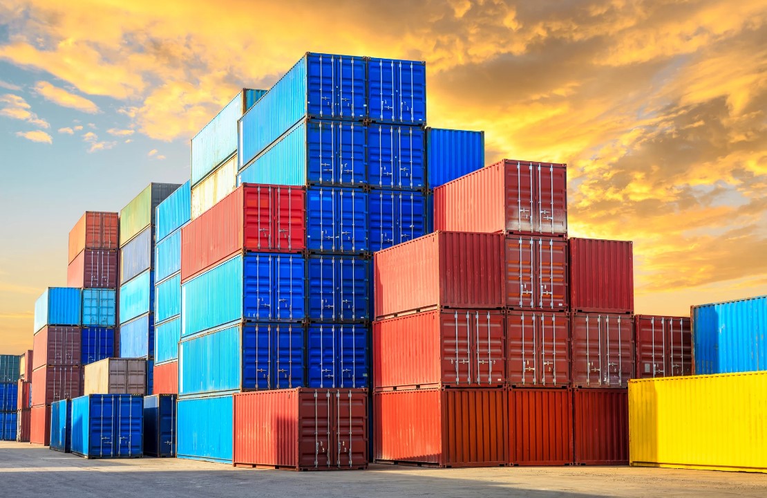 Understanding 6 Different Types of Shipping Containers