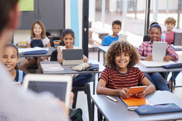 How to Implement Healthy Habits in School Environments