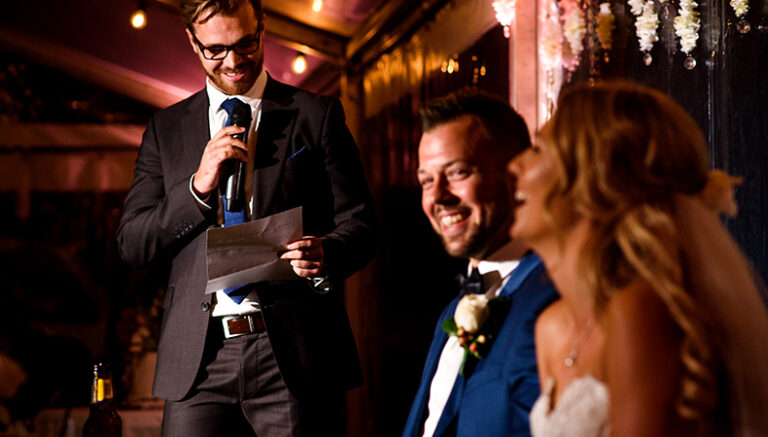 How Experienced Emcees Handle Wedding Day Surprises