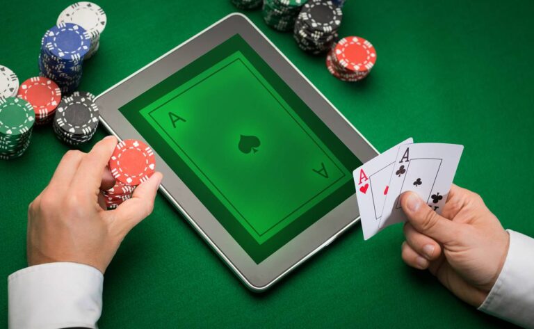 Blending Traditional Charm with Online Casino Innovations
