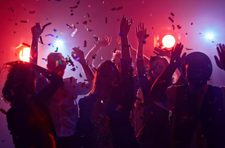 Delhi Night Out 2024 ─ Tips, Party Spots & Where to Go for an Unforgettable Evening