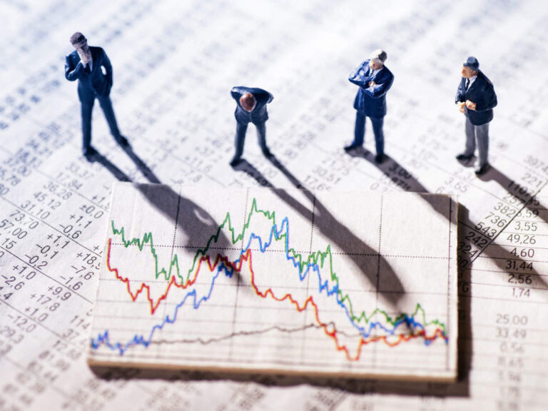 A Comprehensive Guide ─ Decoding Market Sentiments in Financial Markets with TMGM
