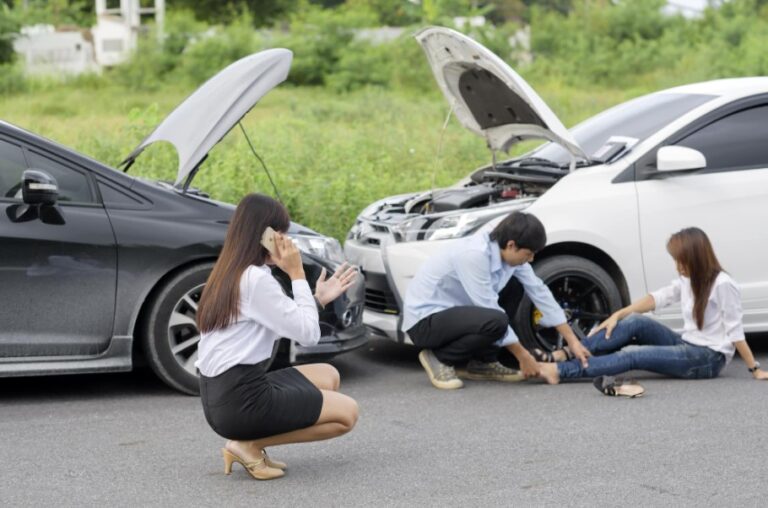 Finding the Right Roanoke Car Accident Lawyer ─ What You Need to Know