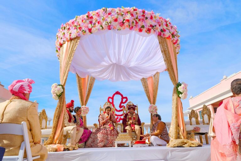 Colour Schemes in Indian Wedding Decor ─ A Cultural Perspective
