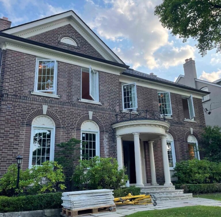 6 Tips for Choosing a Windows and Doors Replacement Company in Hamilton