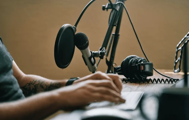 8 Essential Tips for Efficient Podcast Management