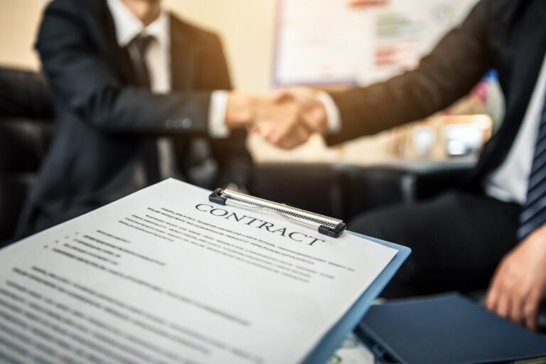 Understanding Crane Rental Contracts ─ What to Look For?
