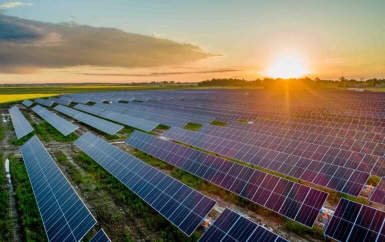 Solar Power for Beginners ─ A Comprehensive Guide from the Experts