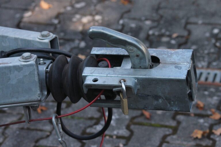 4 Common Mistakes to Avoid When Selecting a Trailer Hitch Ball