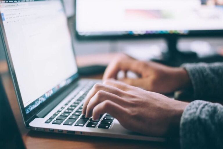 Pursuing Your Faith: Exploring the Benefits of an Online Seminary